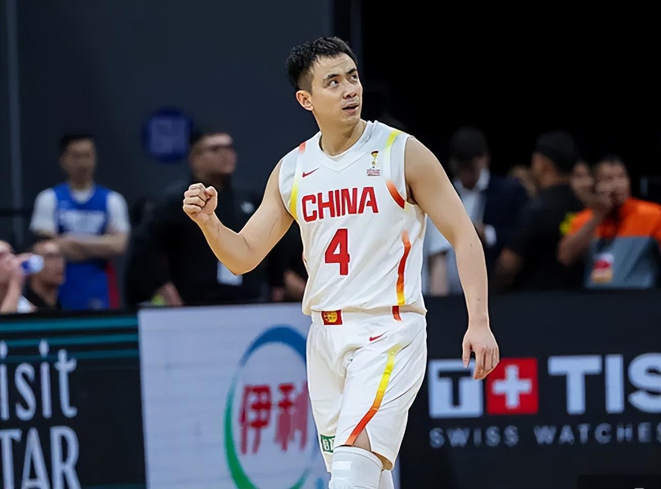 开云体育-男篮4将打服黑粉!继伟李弘权主导末节,余嘉豪回暖,小高太好用